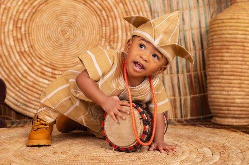 mobile - carousel-hero-element image-0