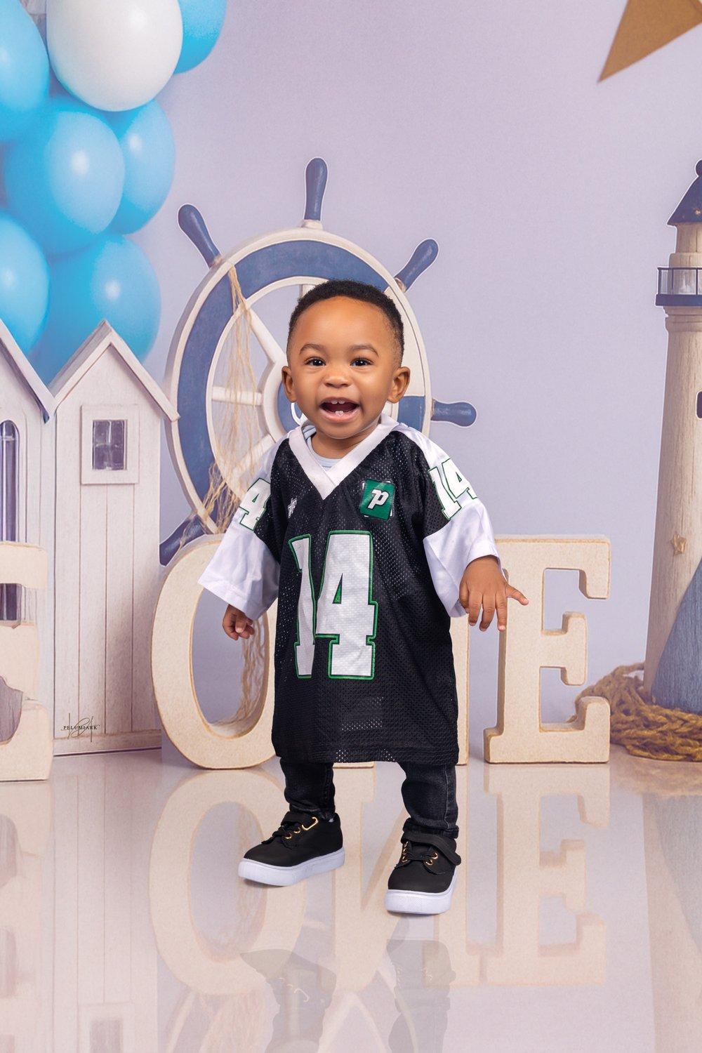 carousel-hero-element image-12