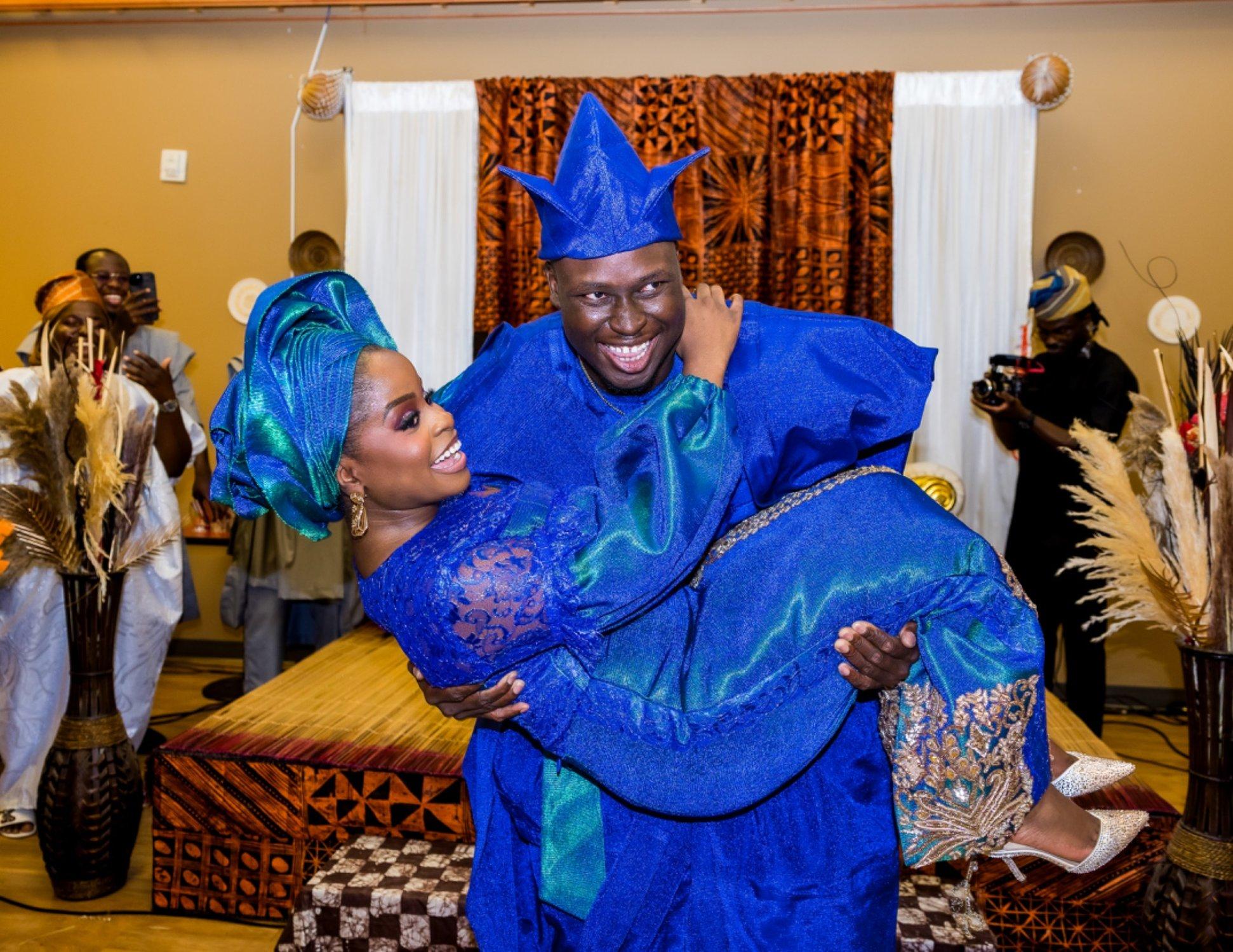 carousel-hero-element image-14