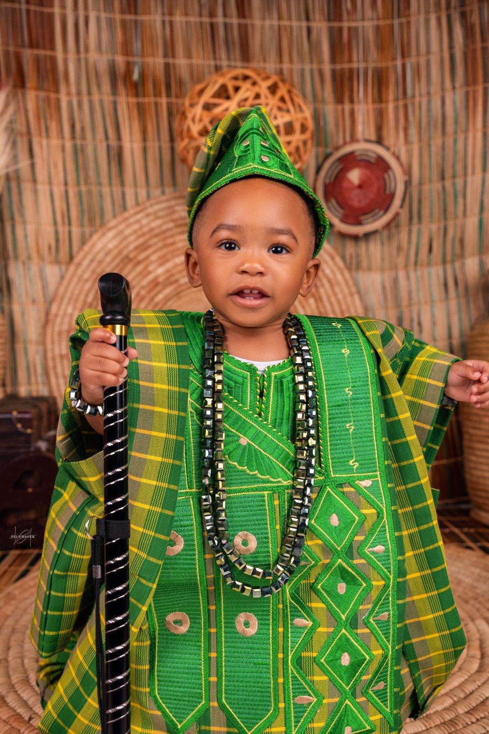 carousel-hero-element image-1